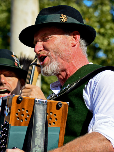Musikanten beim Winzerfest in Hartberg | © Oststeiermark Tourismus | Christian Strassegger
