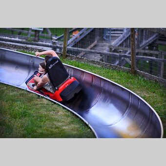Action bei der Sommerrodelbahn | © 
Oststeiermark Tourismus | Christian Strassegger
