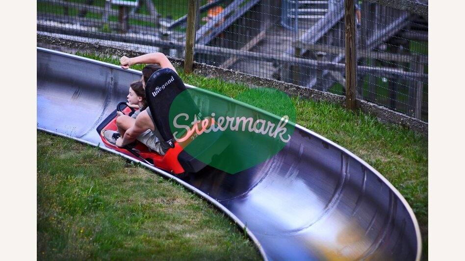 Action bei der Sommerrodelbahn | © 
Oststeiermark Tourismus | Christian Strassegger