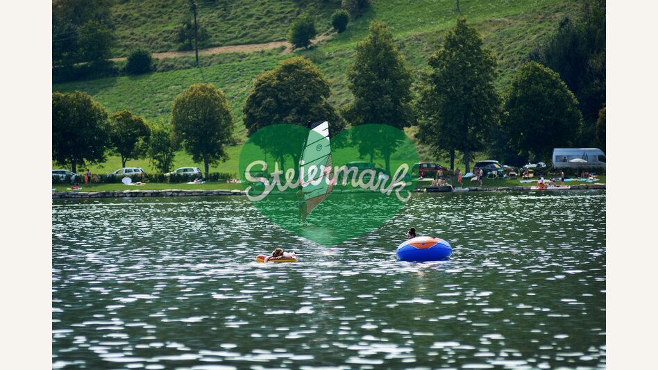 Surfen am Stubenbergsee | © 
Oststeiermark Tourismus | Christian Strassegger