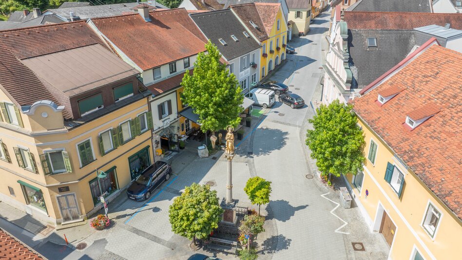Hauptplatz von Anger im Apfelland