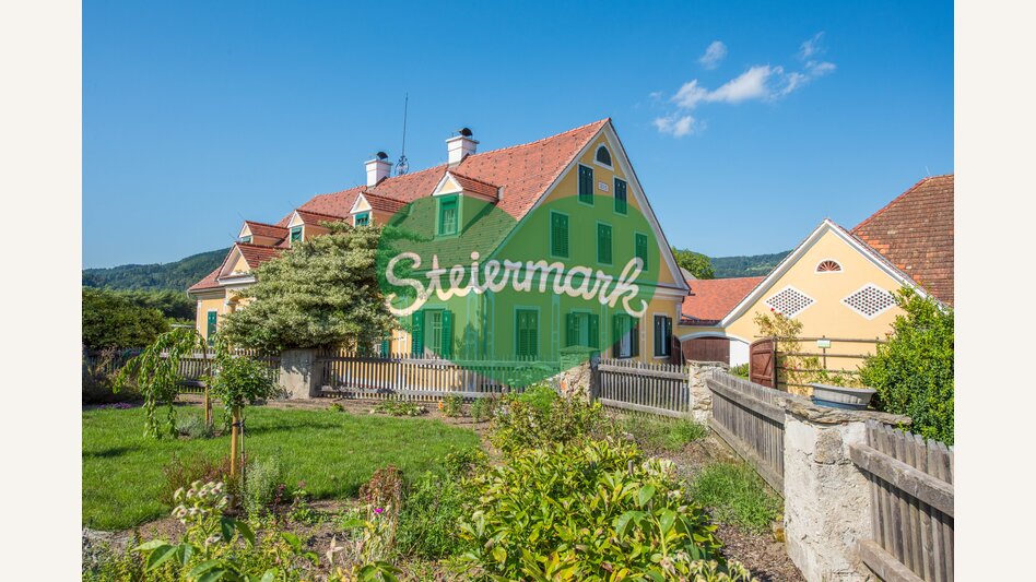 Bauernhaus in Floing im ApfelLand | ©  Oststeiermark Tourismus | Helmut Schweighofer