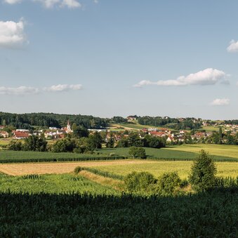 Luftuafnahme von Ebersdorf in der Oststeiermark | ©  Oststeiermark Tourismus |  Bernhard Bergmann