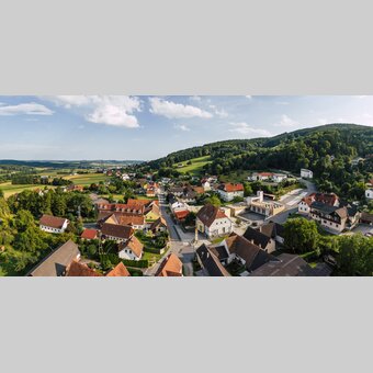 Luftaufnahme von Greinbach in der Oststeiermark | ©  Oststeiermark Tourismus |  Bernhard Bergmann
