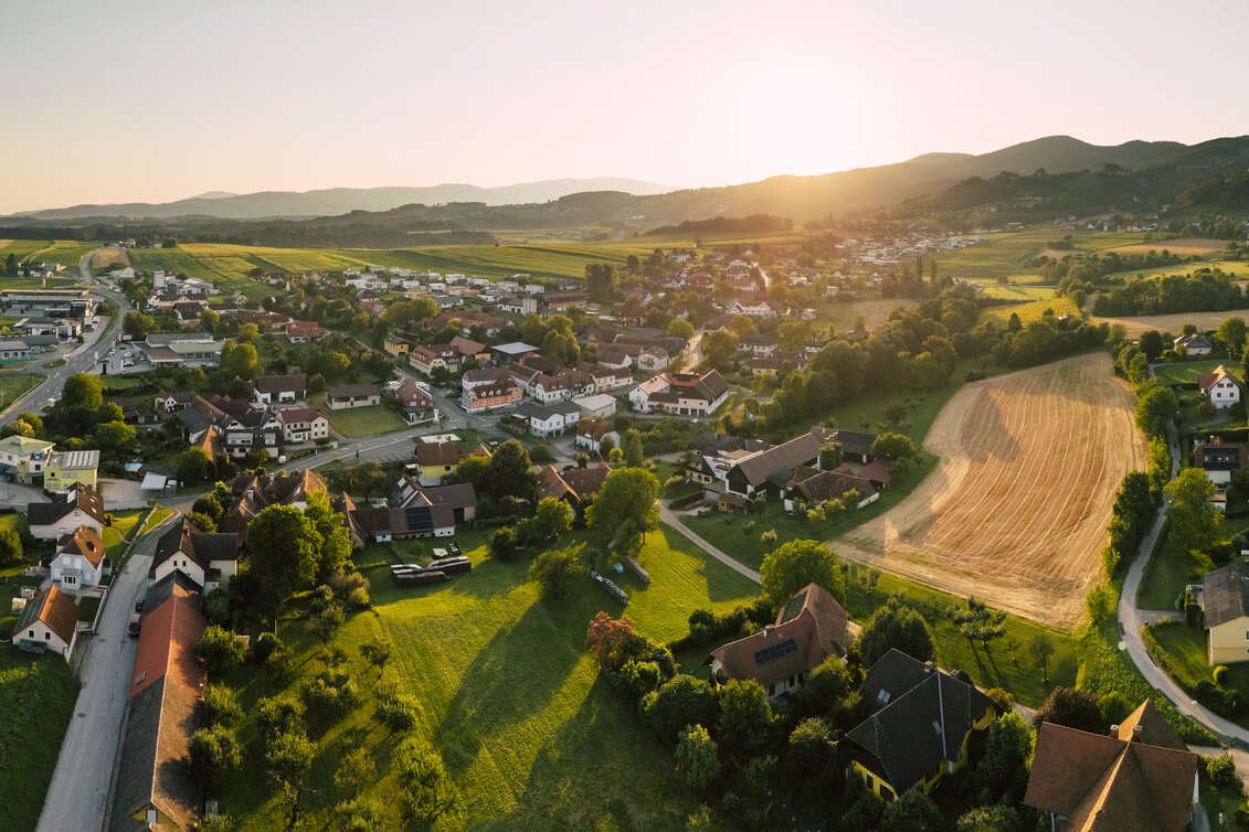 Luftaufnahme von Hartberg Umgebung in der Oststeiermark | ©  Oststeiermark Tourismus |  Bernhard Bergmann