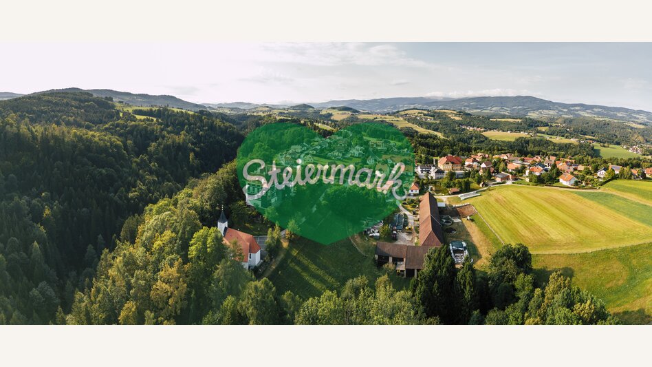 Schloss Aichberg in Rohrbach an der Lafnitz in der Oststeiermark | ©  Oststeiermark Tourismus |  Bernhard Bergmann