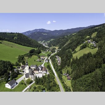 Luftaufnahme von St Erhard in Breitenau am Hochlantsch | ©  Oststeiermark Tourismus | Elmleitner Kurt