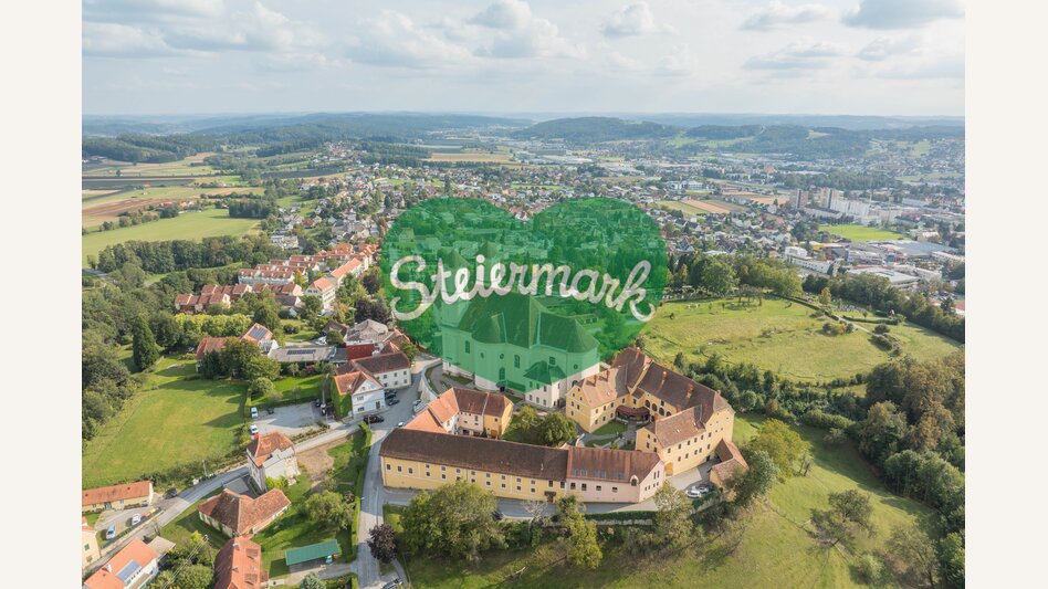 Luftaufnahme Kirche in Thannhausen in Weiz | ©  Oststeiermark Tourismus