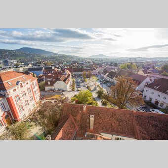 Luftaufnahme vom Ort Weiz | ©  Oststeiermark Tourismus | Helmut Schweighofer