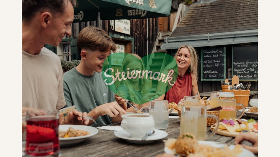 Kulinarische Einkehr Steirischer Jokl | © 
Oststeiermark Tourismus | studio draussen