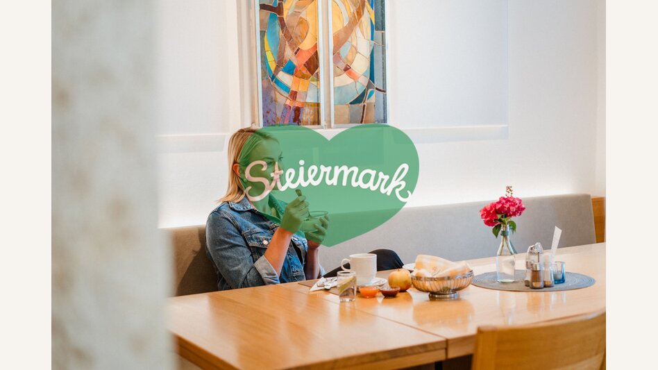 Frühstücken im Haus der Frauen in St. Johann bei Herberstein in der Oststeiermark. | ©  Oststeiermark Tourismus | Motion Ads