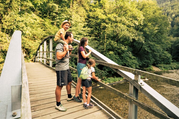 Family Hike Raabklamm Gorge in Eastern Styria | © Oststeiermark Tourismus | Bernhard Bergmann