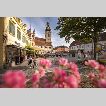 Frühling am Hauptplatz von Hartberg in der Oststeiermark | © TV Oststeiermark | Bernhard Bergmann