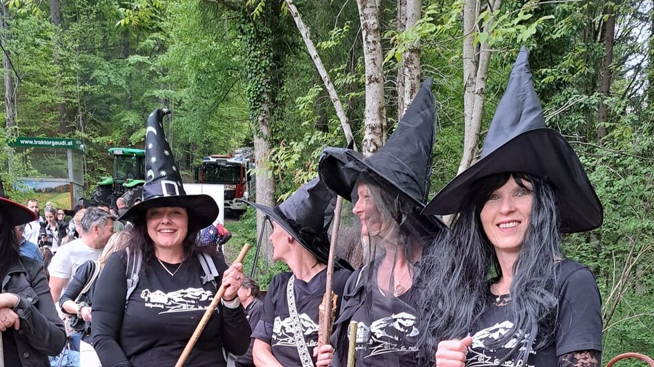 Walpurgisnacht 2024 auf der Burgruine Waxenegg | © Mystische Unter- und Oberwelten | Erich Brandl