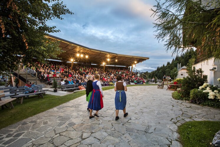 Huab'n Theater auf der Brandlucken in der Oststeiermark | ©  Oststeiermark Tourismus | Harlad Eisenberger