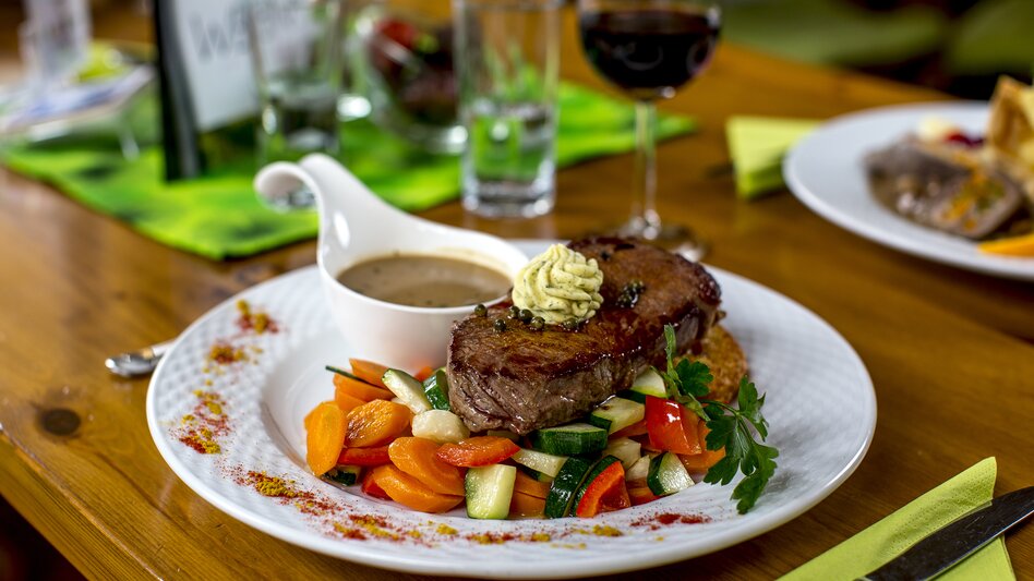 Steak mit Gemüse | © ikarus.cc |  Tom Lamm