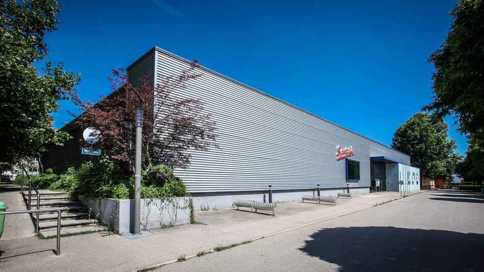 Blick auf die Sporthalle in Gratkorn