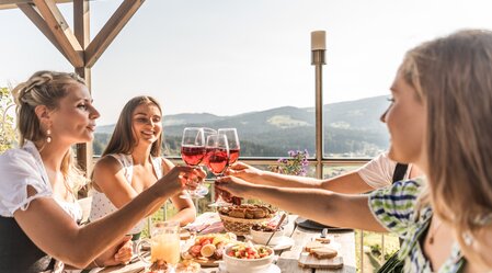 Buschenschank Kremser Kreitbauer in Ligist: Genuss mit Ausblick | © TV Region Graz | Die Abbilderei