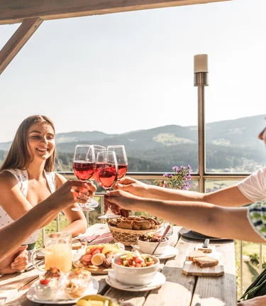 Buschenschank Kremser Kreitbauer in Ligist: Genuss mit Ausblick | © TV Region Graz | Die Abbilderei