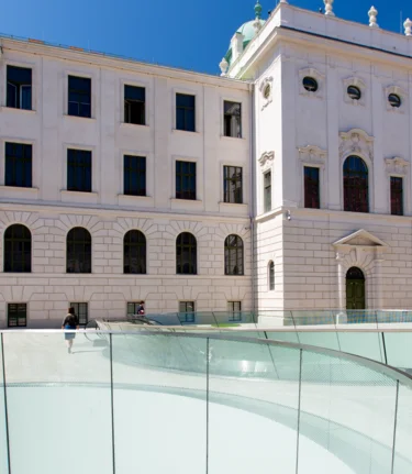 Joanneumsviertel in Graz mit moderner Architektur und Platzgestaltung | © Graz Tourismus | Harry Schiffer