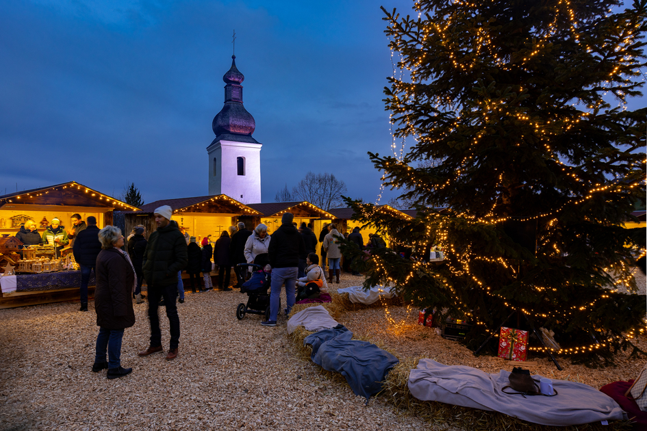 Quiet Anticipation at Barthlmä Advent Market | © Graz Region | Harry Schiffer