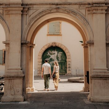 Durch den Landhaushof in der Grazer Altstadt | © Region Graz | studio draussen