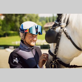 Arvid Auner meets Lipizzaner | © Arvideo