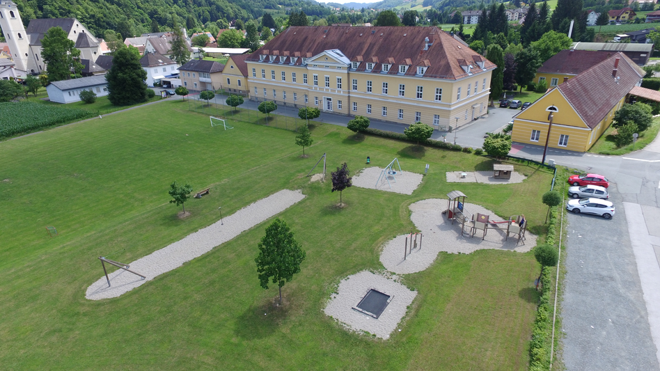 Arnfelser Talschloss
