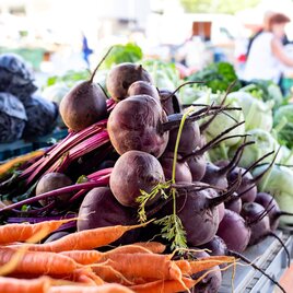 Regionales Gemüse vom Bauernmarkt