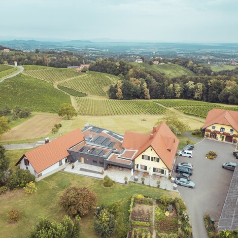 Buschenschank Pilch von oben | © TV Suedsteiermark | Maximilian Gotthard - KFM Marketing