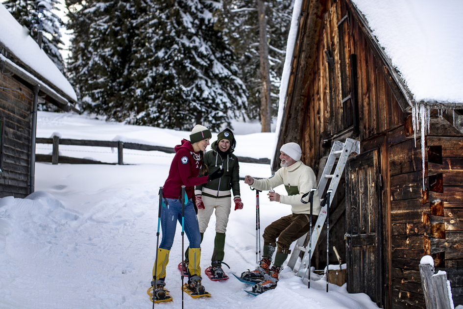 Schneeschuhwandern_Murtal_TomLamm | © Erlebnisregion Murtal | (c) Tom Lamm | Nur im Zusammenhang mit dem Tourismusverband Murtal/ der Erlebnisregion Murtal und Schneeschuhwandern verwenden.