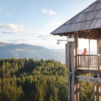 Turm im Gebirge am Tremmelberg | © Erlebnisregion Murtal | Michael Königshofer
