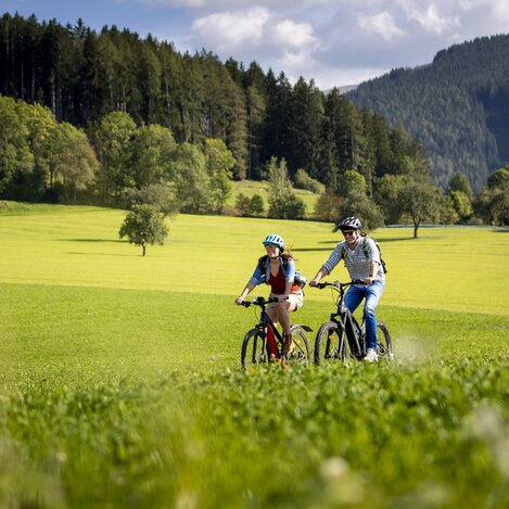 Radfahren im Herbst | © Erlebnisregion Murtal | Tom Lamm