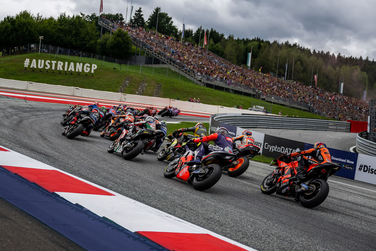 Red Bull Ring Kurve 1 | © Red Bull Content Pool | Joerg Mitter