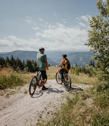 E-Biken auf der Mariazeller Bürgeralpe | © TV Hochsteiermark | nicoleseiser.at