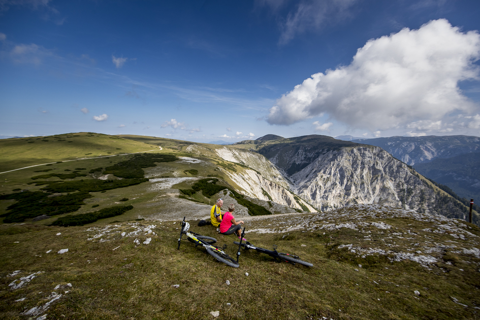E-Biken auf der Schneealm | © TV Hochsteiermark | Tom Lamm