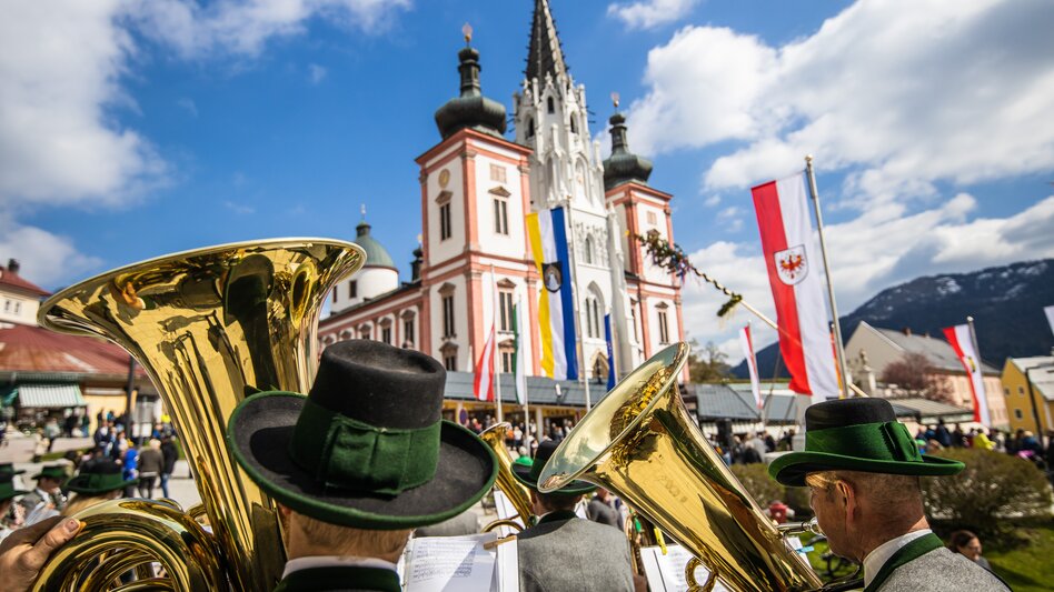Maibaumaufstellen Mariazell | © TV Hochsteiermark | Fred Lindmoser