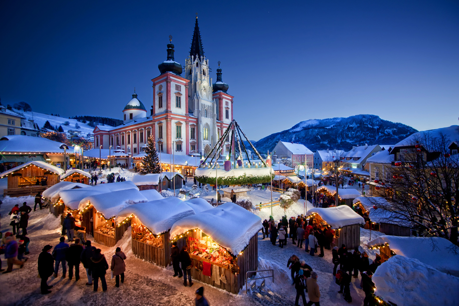 Blaue Stunde beim Mariazeller Advent | © Fred Lindmoser - www.lifepictures.at | Fred Lindmoser
