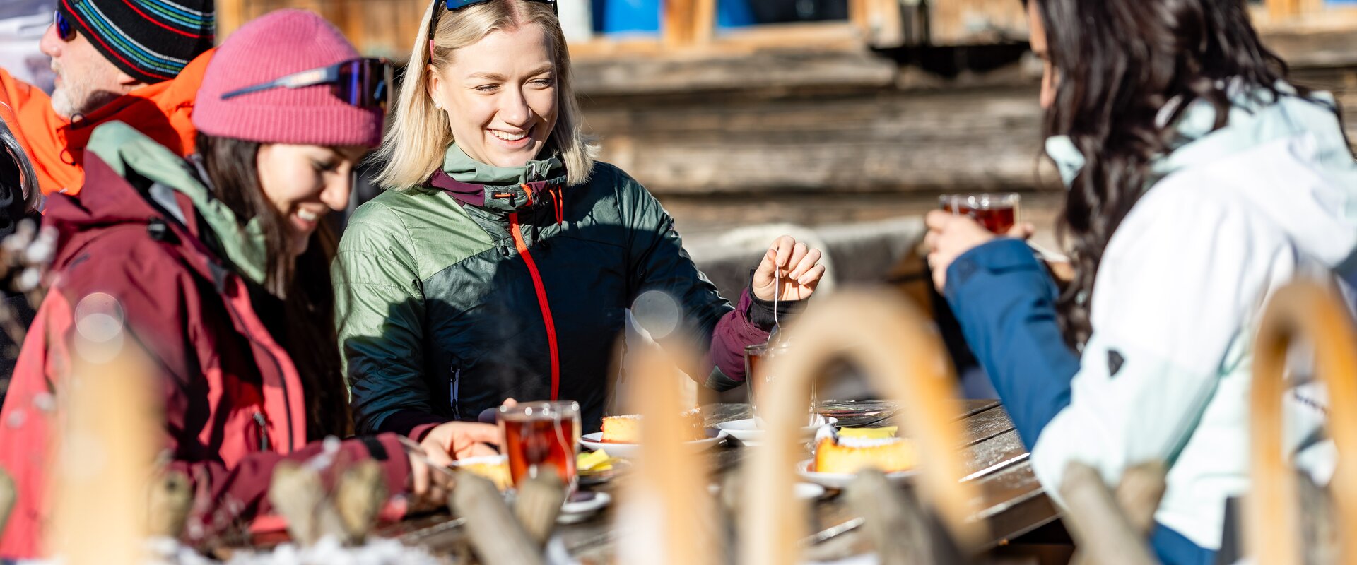 A cozy break after sledding | © ARGE Mariazellerland |  Fred Lindmoser
