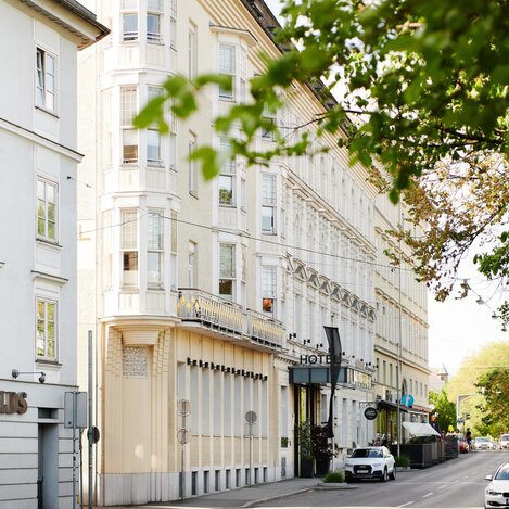 Außenfassade | Grand Hôtel Wiesler | © Weitzer Hotels | MICHAEL_KOENIGSHOFER