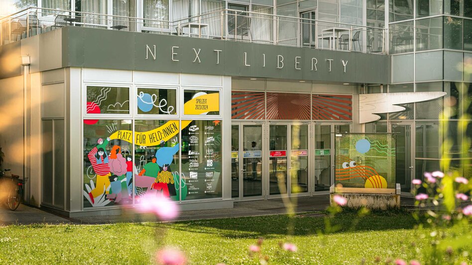 Next Liberty Haupteingang