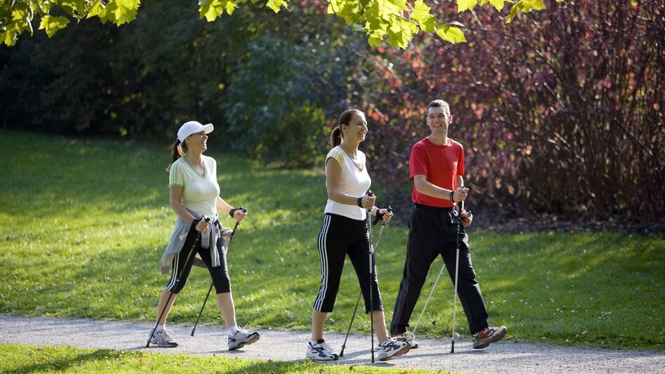 Nordic Walking Small spa park circuit (Kleine Kurparkrunde) - Touren-Impression #2.1 | © Thermen- & Vulkanland