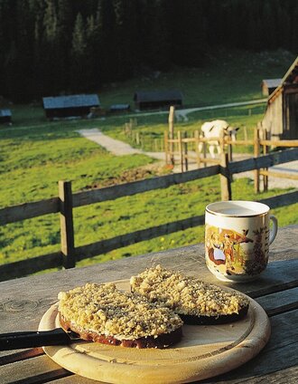 Steirerkas-Kulinarium auf der Viehbergalm | Reinhard Lamm | © Steiermark Tourismus/Reinhard Lamm