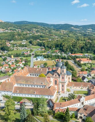 Pfarrkirche Pöllau_Naturpark Pöllauer Tal_Oststeiermark | Helmut Schweighofer | © Ostseiermark Tourismus