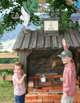 Kids at Max and Moritz on the fairytale trail Rohrmoos | Herbert Raffalt | © Herbert Raffalt
