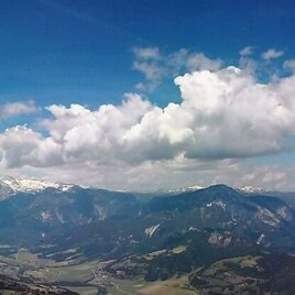 Ausblick auf die Hochwildstelle, Dachstein, Stoderzinken, Kammspitze und Grimming | © Erlebnisregion Schladming-Dachstein