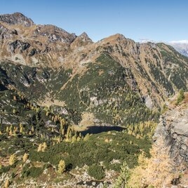 Auf dem Weg zum Murspitzsattel genießt man die Aussicht - unter anderem auf den Landauersee | © Gerhard Pilz - www.gpic.at