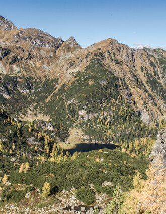 Auf dem Weg zum Murspitzsattel genießt man die Aussicht - unter anderem auf den Landauersee | Gerhard Pilz | © Gerhard Pilz - www.gpic.at