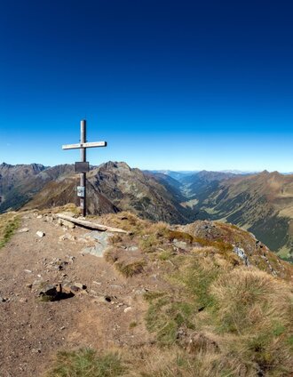 Summit cross of the Hornfeldspitze | Christoph HUBER | © Christoph HUBER