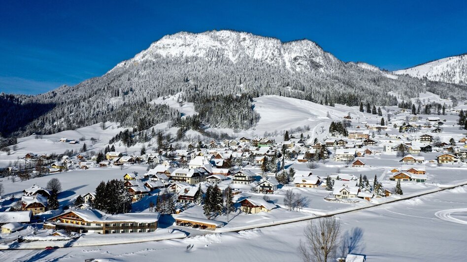 Winterwandern Winterwanderweg im Ort Tauplitz - Touren-Impression #2.1 | © Tourismusverband Ausseerland Salzkammergut